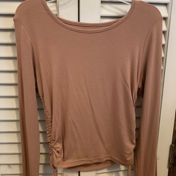 Brand Name Clothes - Picture 6 of 6